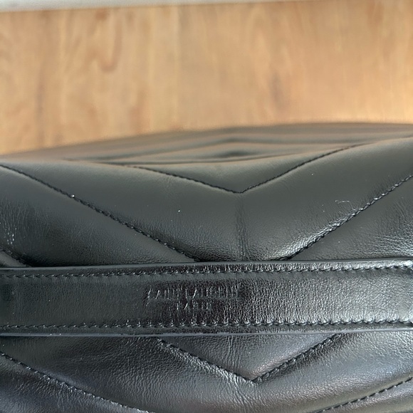 Saint Laurent Black Quilted Leather Shoulder Bag with Chain Strap - Picture 3 of 17